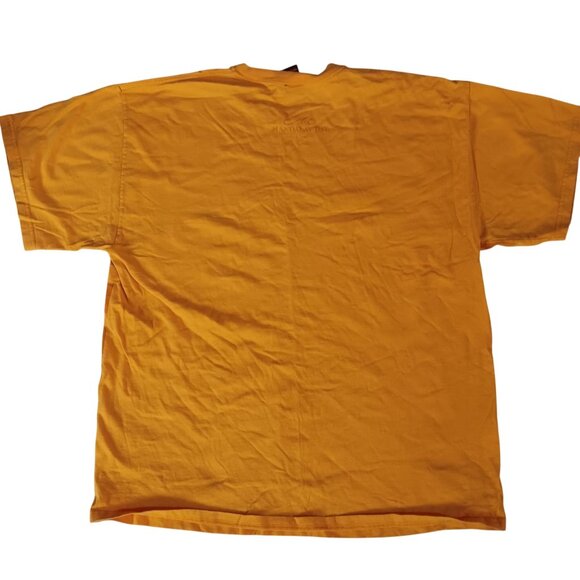 XL T-Shirt Disney The Lion King AOP Musical Mandalay Bay Gold Cotton Y2K Vtg - Picture 6 of 8